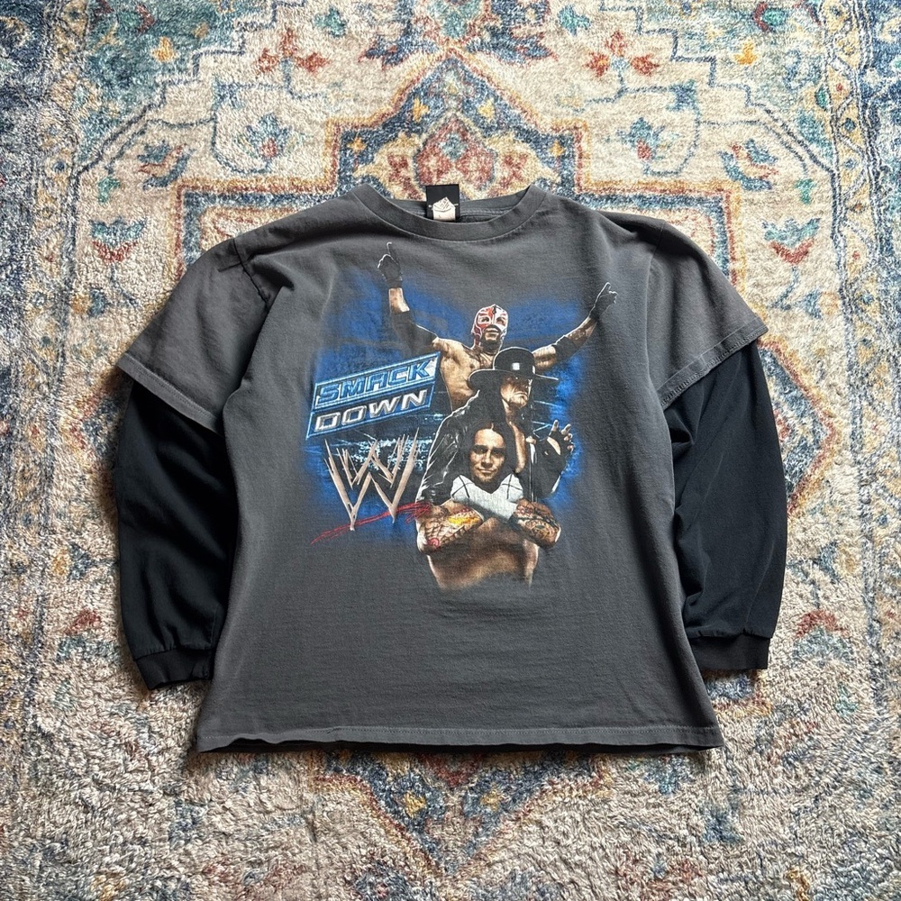 Vintage WWE Smackdown Undertaker HBK Rey Mysterio T-shirt